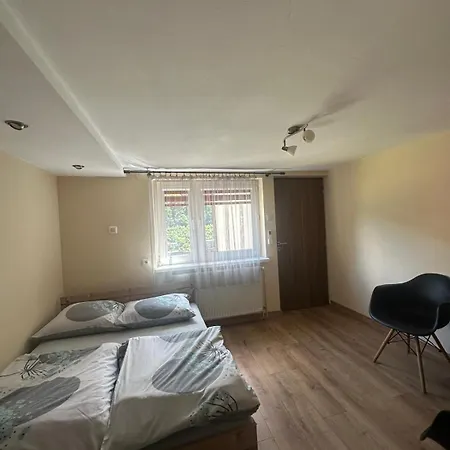 Nad Zapora Апартаменти *